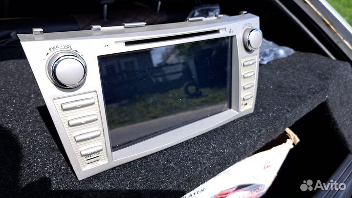 Магнитола на Toyota camry 40