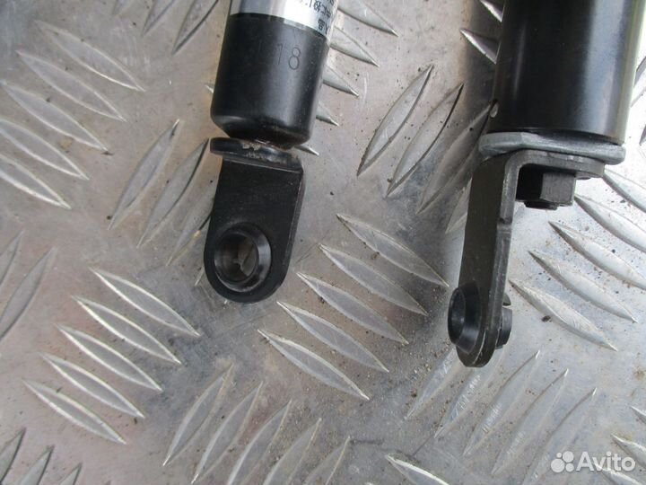 Амортизатор сиденья Мицубиси Монтеро 3