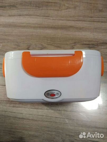 Контейнер для еды с подогревом