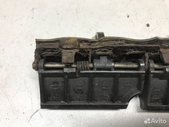 Кнопка открывания багажника Kia Sportage II 2.0