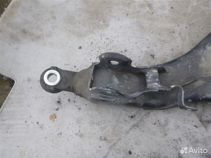 Рычаг передний правый Lexus Gs430 UZS190 3uzfe