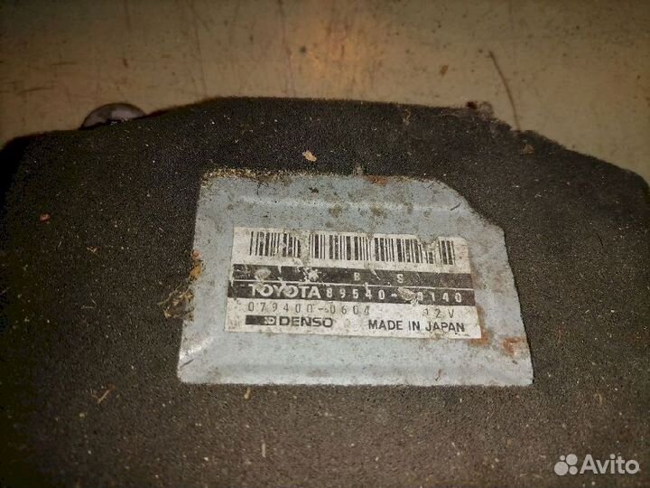 Блок управления ABS 89540-30140 Toyota Crown JZS14
