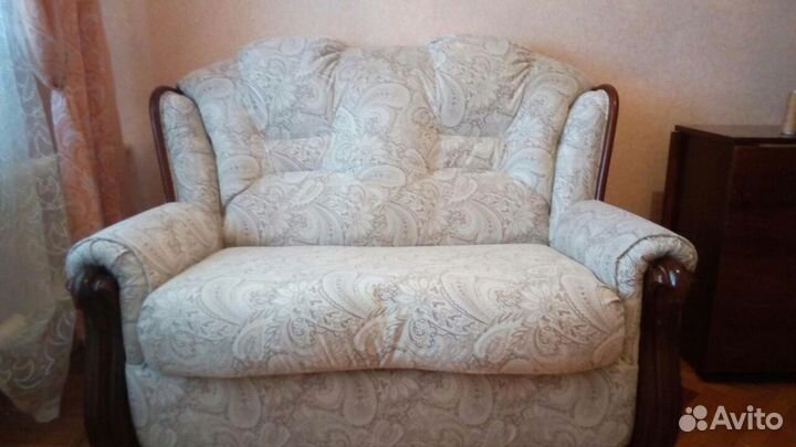 Перетяжка мягкой и ремонт любой мебели в Астрахани