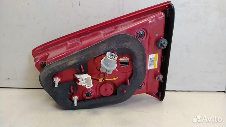 Фонарь внутренний левый Kia Sportage