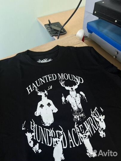 Футболка Haunted Mound