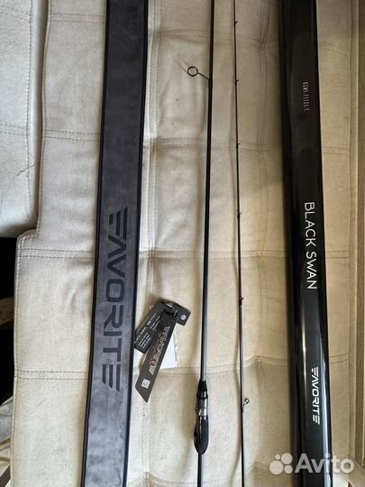 Favorite Black Swan 7112L T 2.41m 2-10g