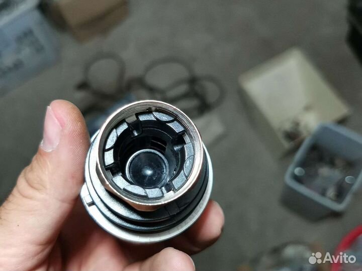 Термостатическая головка регулятор батареи