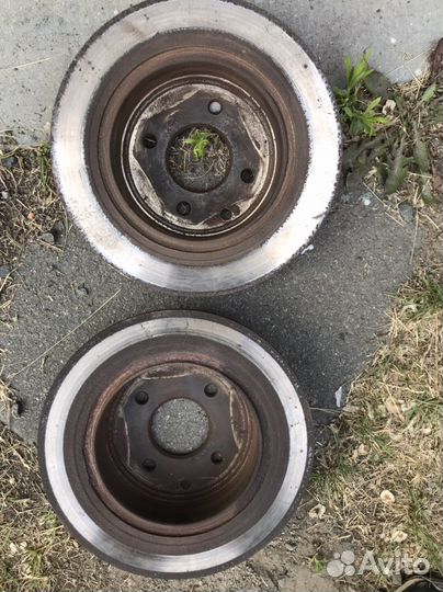 Задние тормозные диски Ниссан Тиида