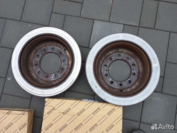 Тормозные диски задние toyota land cruiser 200