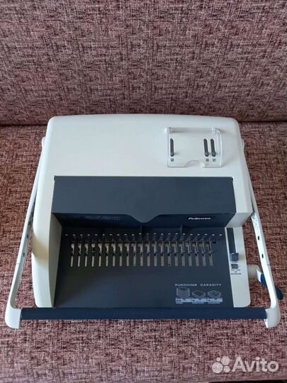 Брошюровщик