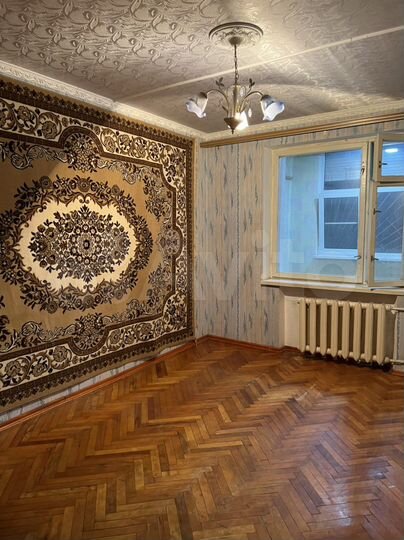 2-к. квартира, 56 м², 1/5 эт.