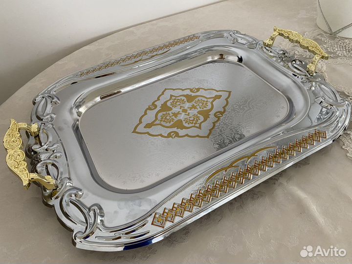 Новый поднос