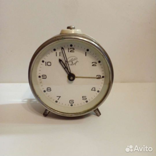 Будильники времен СССР