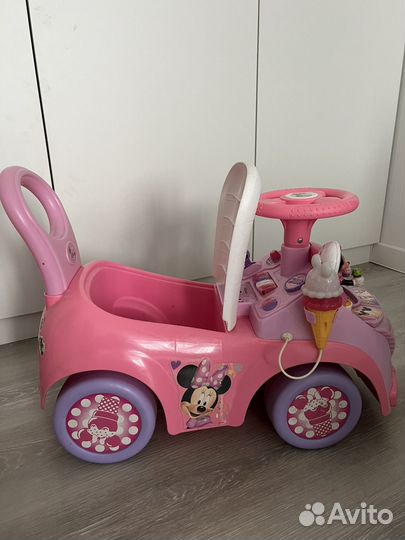 Машинка каталка толокар