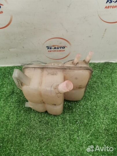 Бачок расширительный Ford Focus 2 хетчбек 3 двери