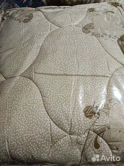 Одеяло овечья шерсть новое 2х сп