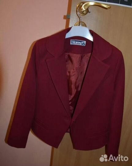 Школьная форма, пиджак+юбка на девочку рост 134