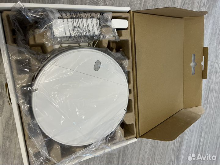 Робот пылесос Xiaomi mi robot vacuum mop essential