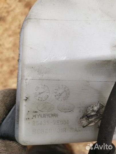 Бачок расширительный Kia Sportage 2 SUV 2.0 G4GC