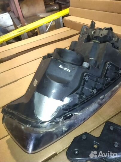 Фара санëнг актион нью правая