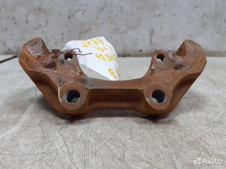 Скоба суппорта переднего