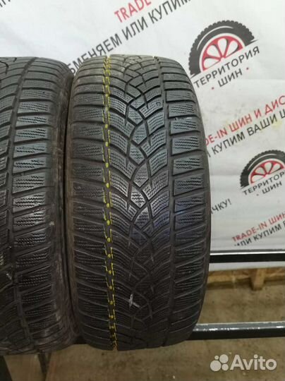 Goodyear UltraGrip Performance 205/50 R17 93V