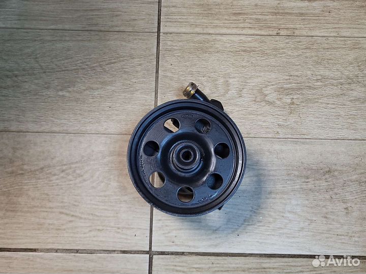 Насос Гур Ford focus 1 1,4/1,6