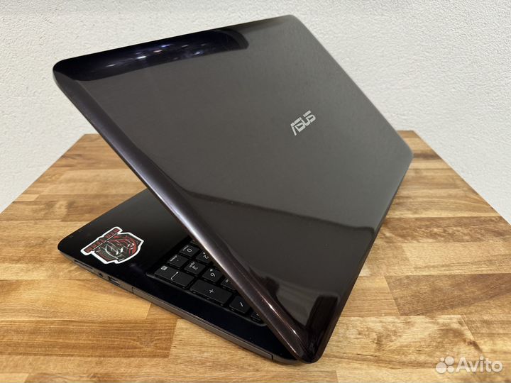 Игровой Asus i3-6100 12Gb DDR4 940MX SSD256+1000Gb