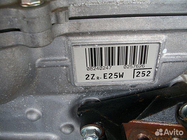 Двигатель на toyota prius ZVW30 2zrfxe