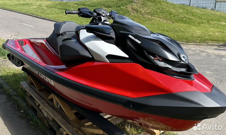 Гидроцикл BRP Sea-Doo RXP 325