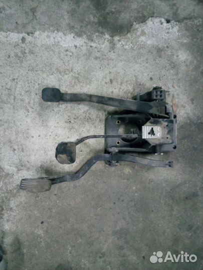 Педальный узел на Пежо Боксер Фиат Дукато