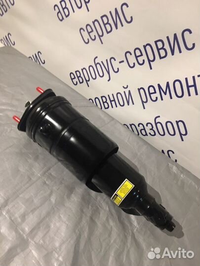 Амортизатор передний Lexus LS460 задний привод