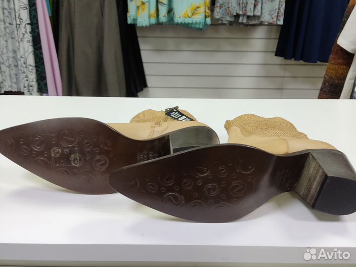 Козаки женские 37