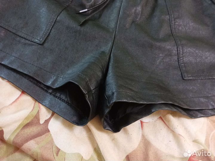 Шорты женские