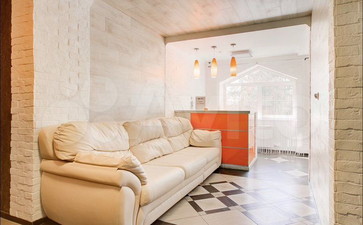 Гостиница, 624 м²