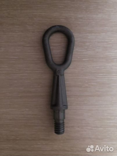 Крюк буксировочный BMW