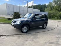 Chevrolet Niva 1.7 MT, 2016, 180 000 км, с пробегом, цена 757 000 руб.