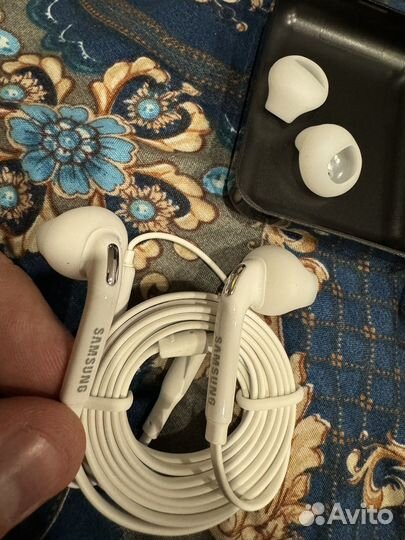 Наушники samsung новые