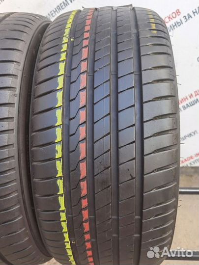 Firestone Roadhawk 295/35 R21 107M