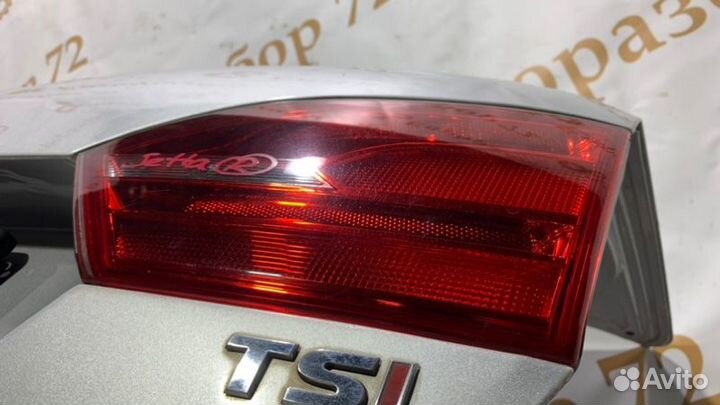 Фонарь внутренний правый Volkswagen Jetta 6 162