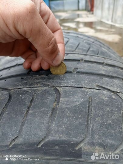 Pirelli P Zero 255/40 R19