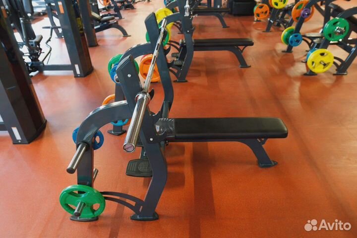 XR304 скамья для жима горизонтальная X-line R