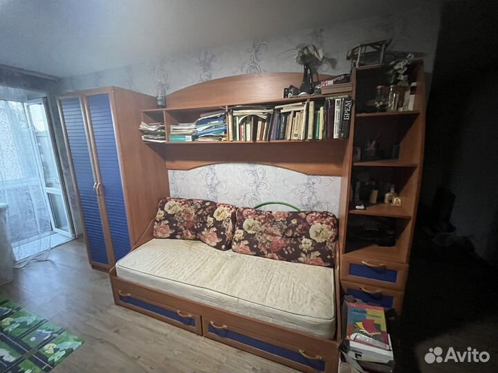 Детская стенка с кроватью