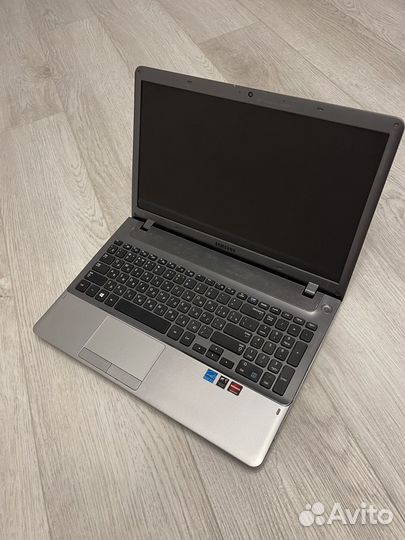 Ноутбук Samsung 4 ядра radeon 6gb ssd 240gb 15,6