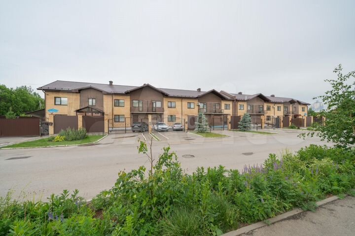 Таунхаус 118 м² на участке 4 сот.