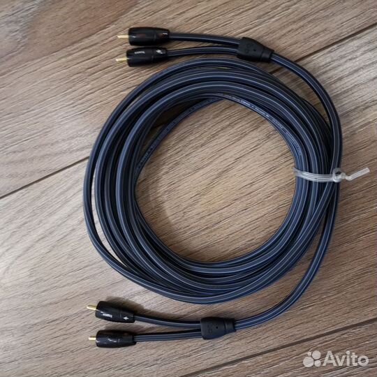 Кабель межблочный rca-rca Audioquest Tower