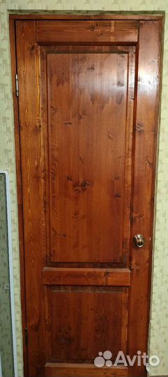 Дверь межкомнатная деревянная бу