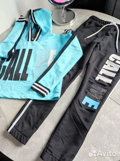 Красивый костюм для девочки