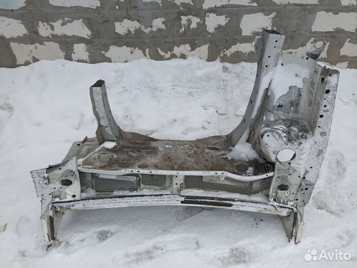 Продам лонжерон на camry 30,2003года