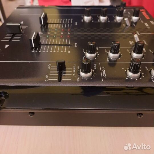 Микшерный пульт Vestax vmc-002xlu
